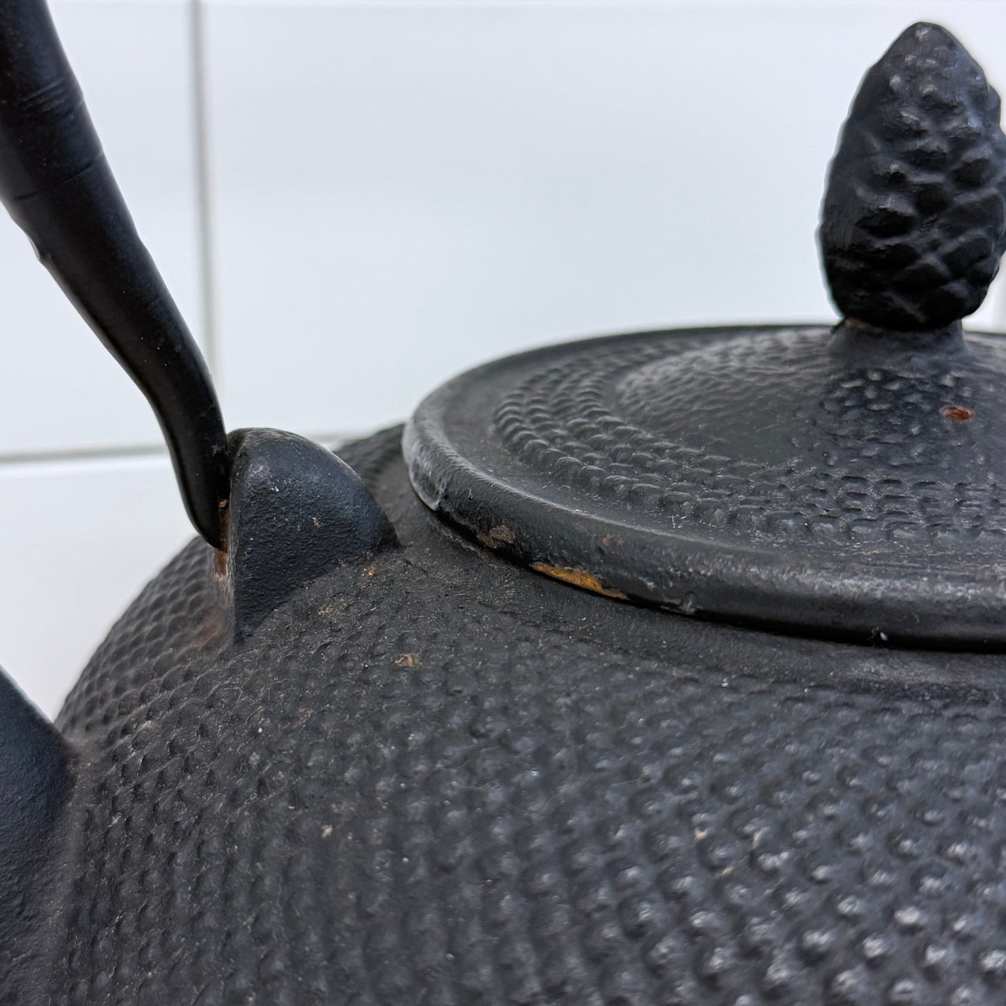 Cast Iron Tetsubin Style Hobnail Teapot Kettle