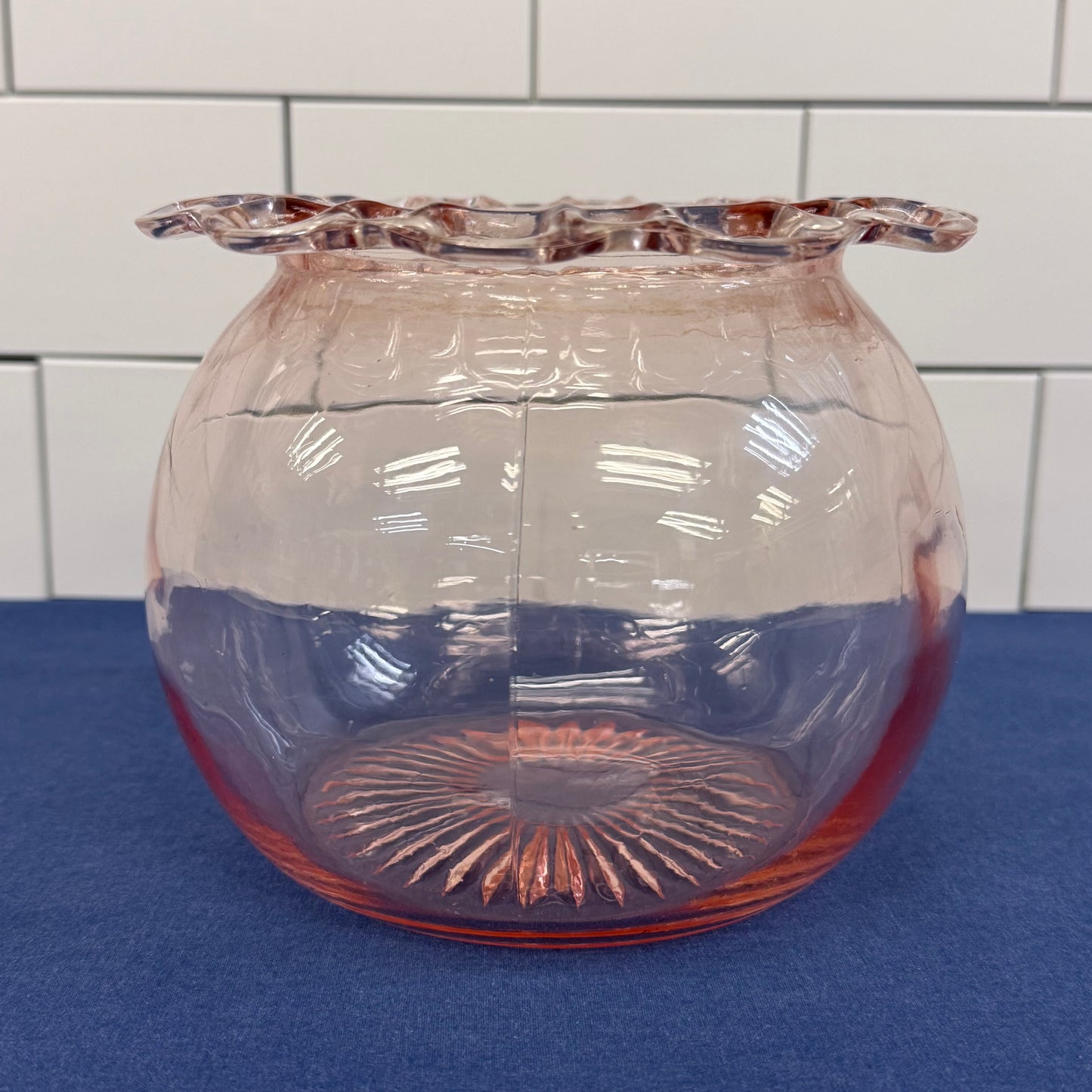 Anchor Hocking Old Colony Pink Rose Bowl Lace Edge Glass Vase
