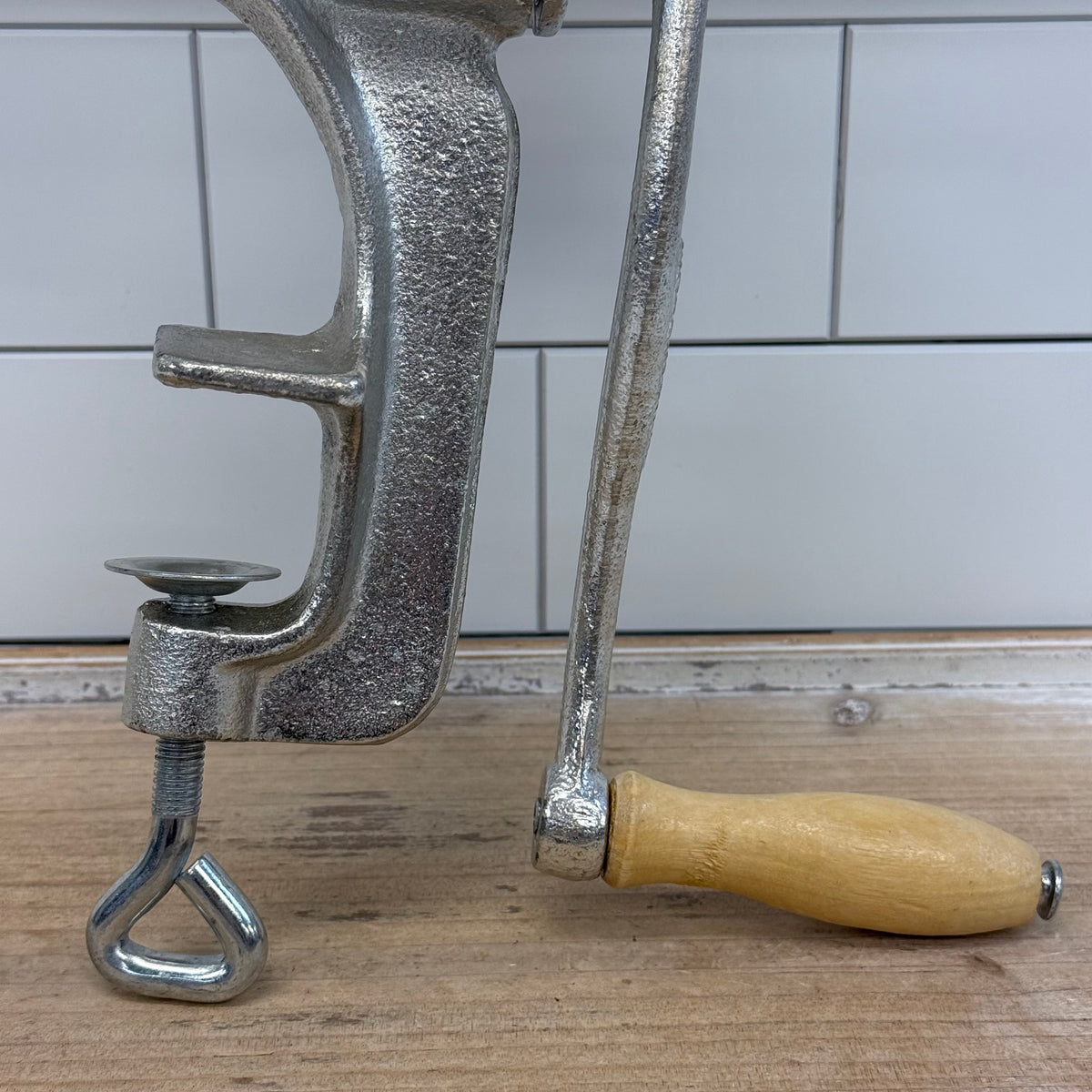 Universal Chopper Cast Iron Food Meat Grinder No. 1551