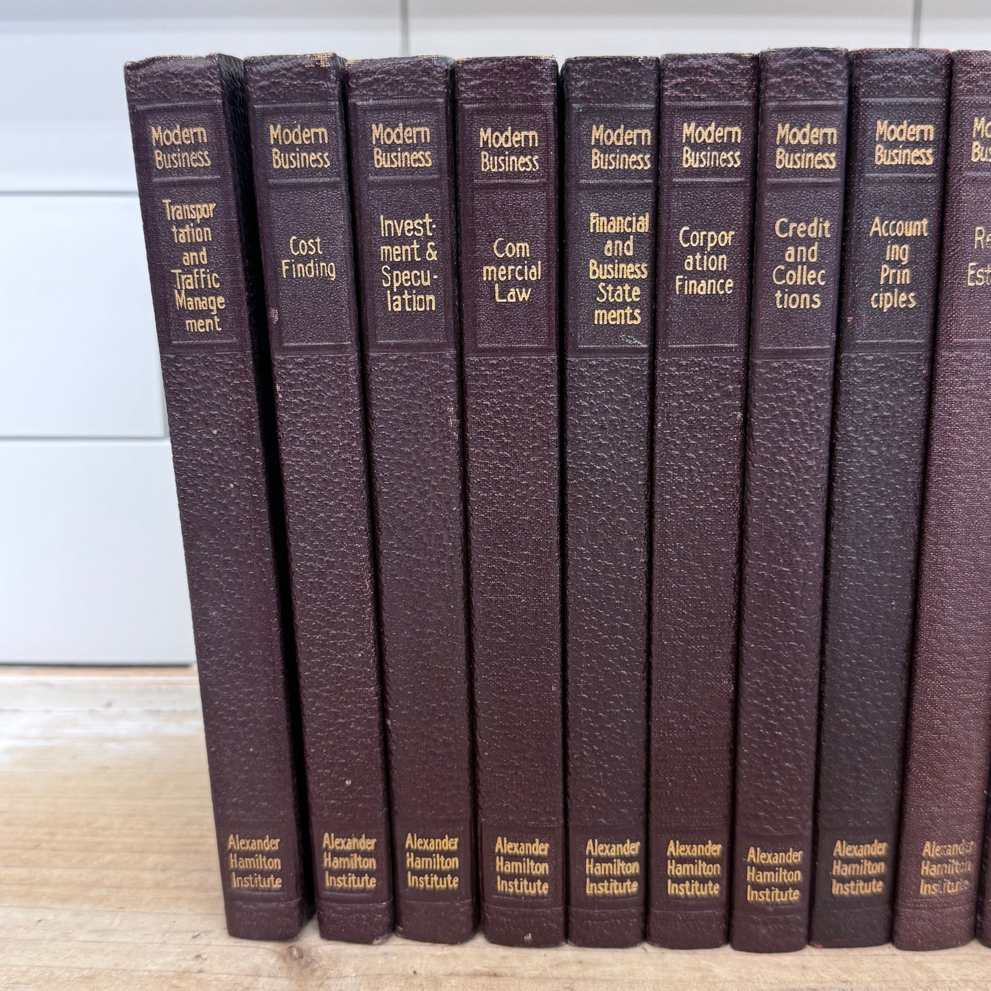 Modern Business Books Alexander Hamilton Institute Set 13 Vintage  1943-45