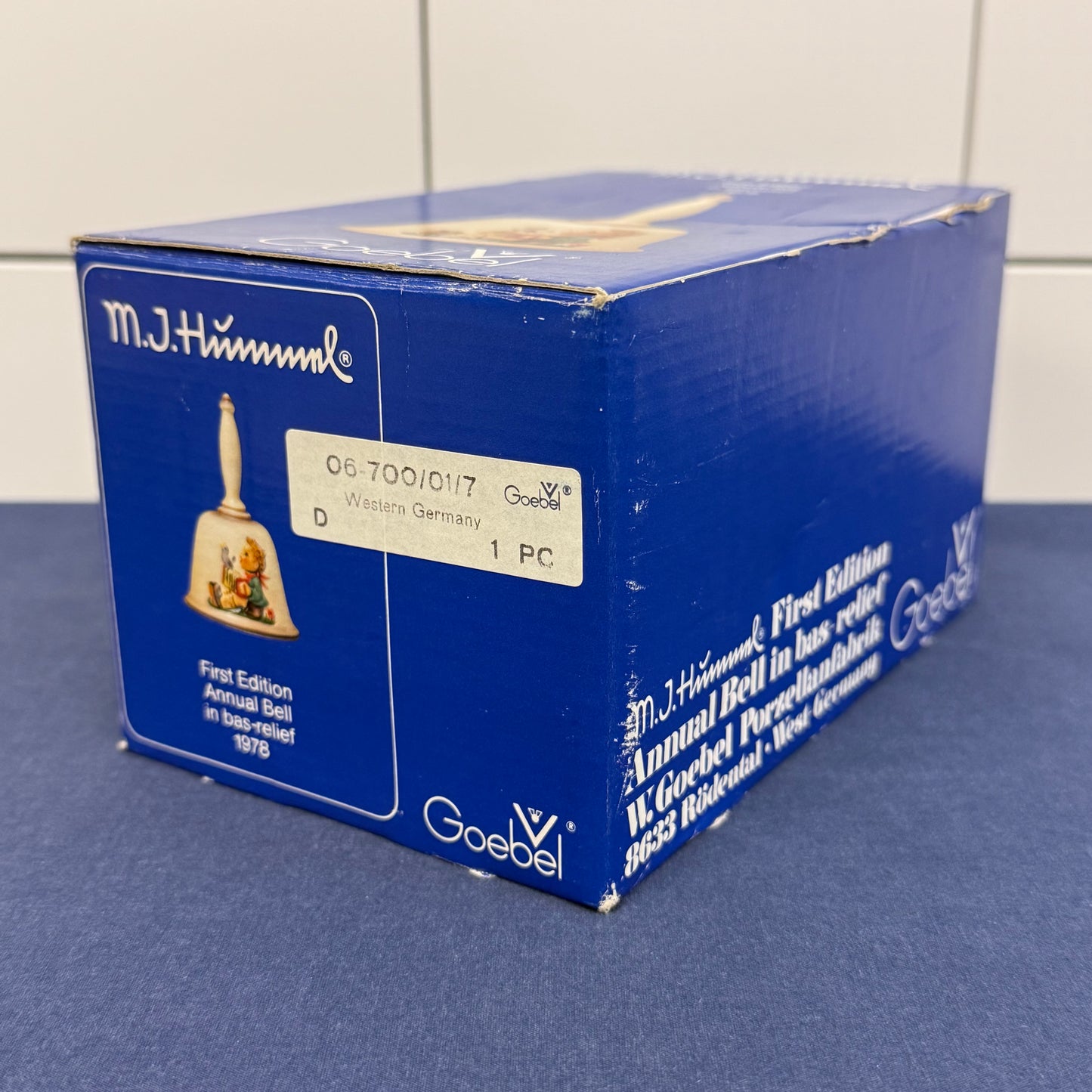 Goebel Hummel First Edition Annual Bell HUM 700 Box 1978