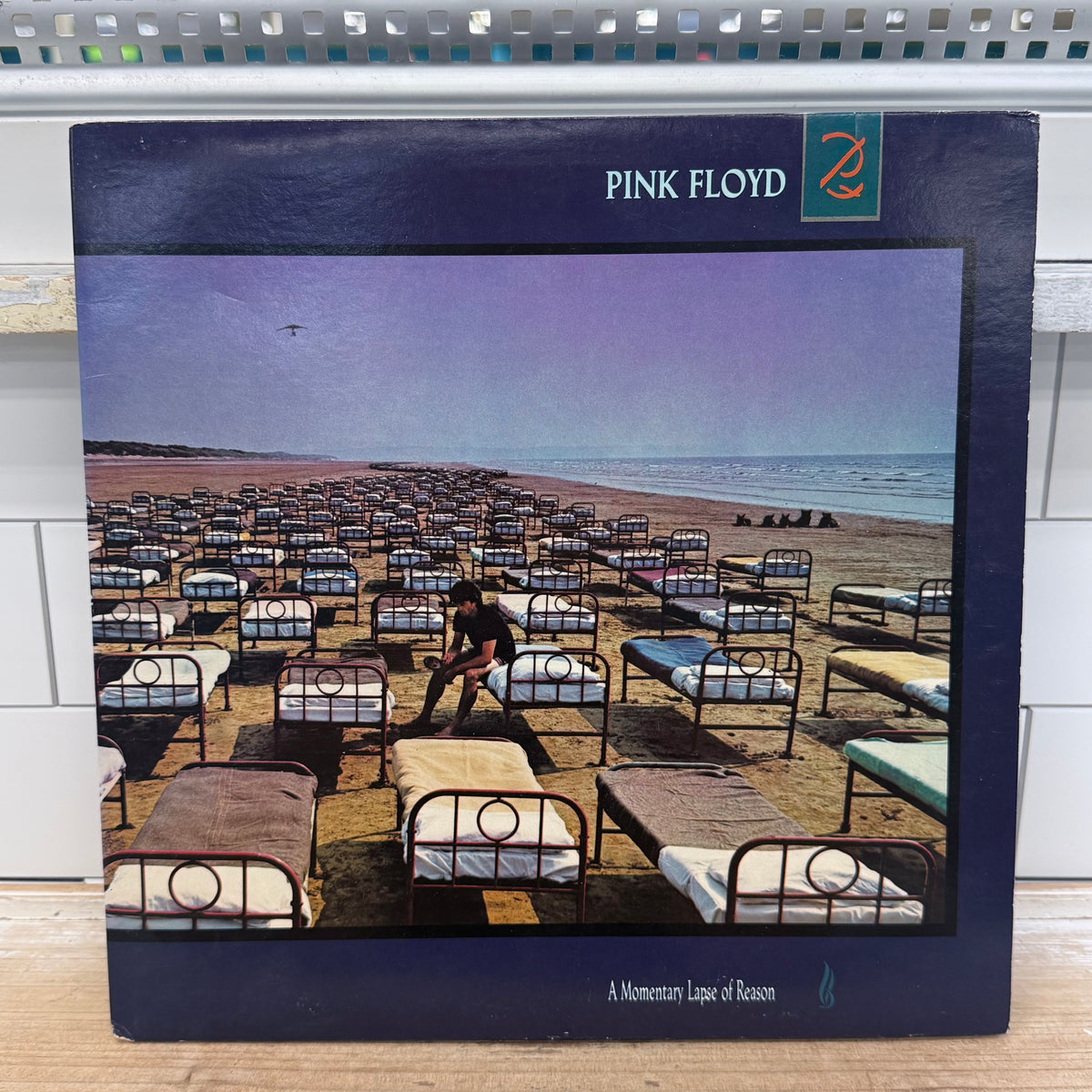 Pink Floyd A Momentary Lapse of Reason Vinyl, 1987 – Columbia OC 40599