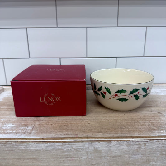 Lenox Holiday Bowl, Porcelain