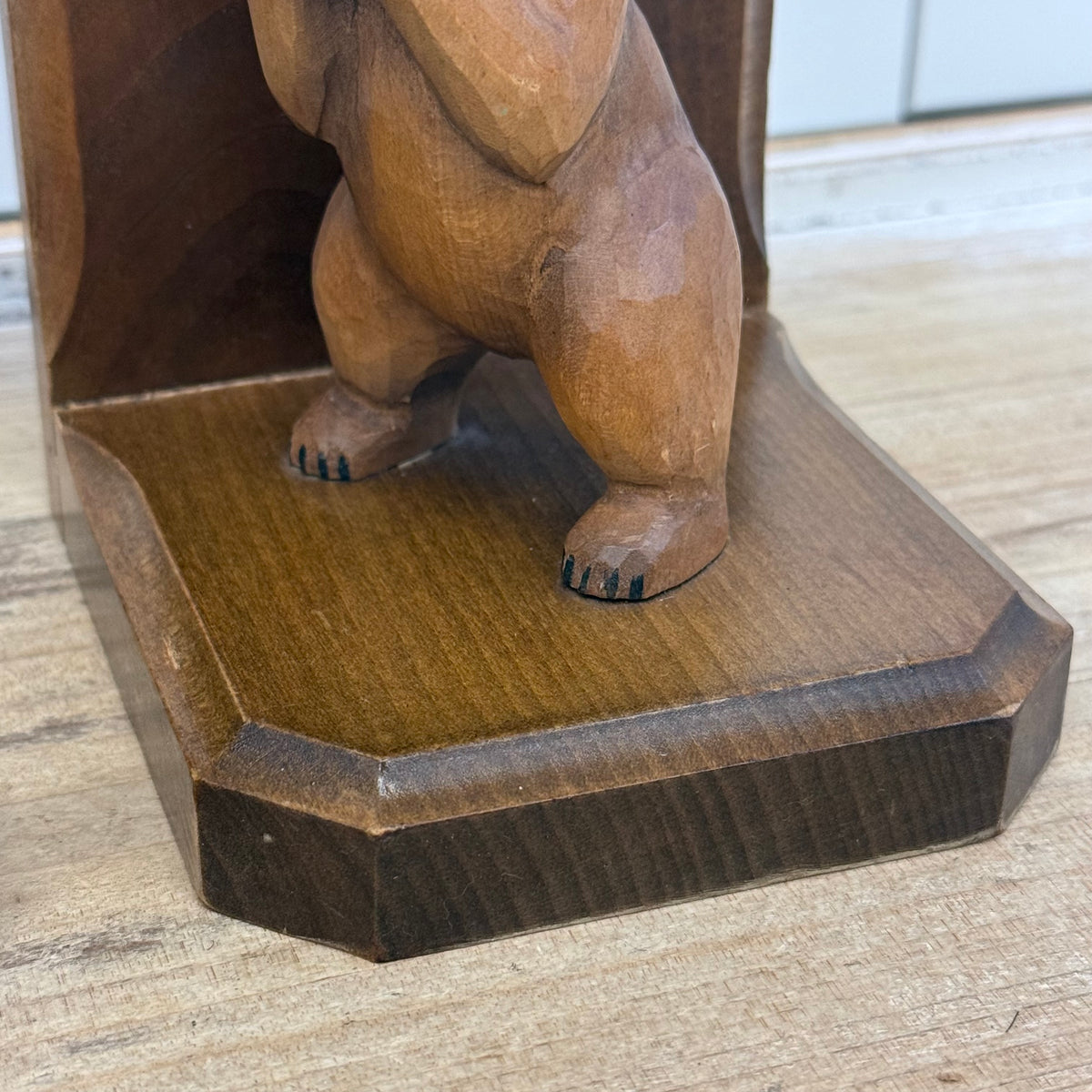 Carved Wood Bear Bookends Rustic Lodge Folk Art Pair