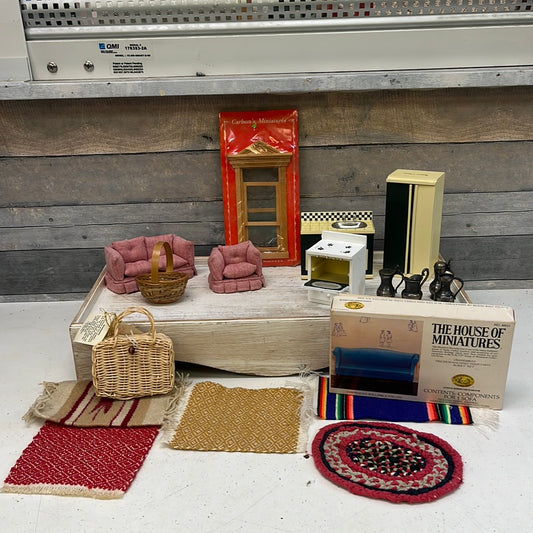 Dollhouse Decor Mixed Lot