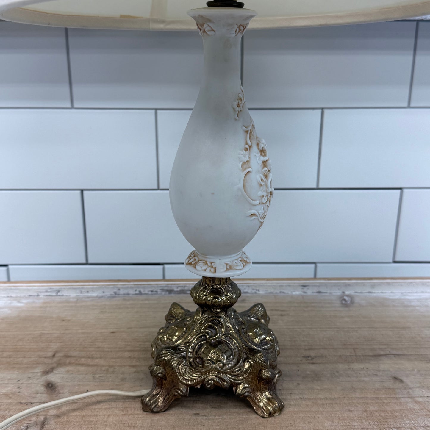 Vintage Cherub Raised Relief Bisque Porcelain Table Lamp