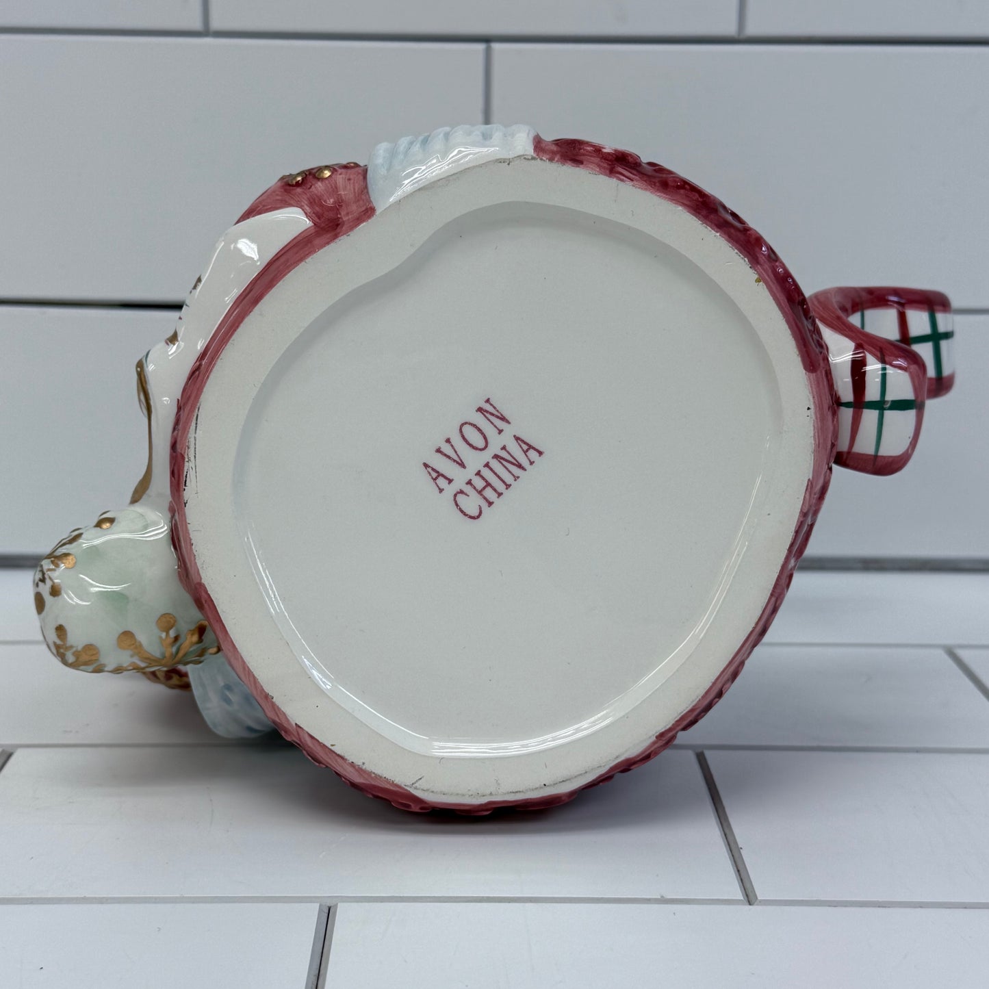 Avon St. Nicholas Teapot, Ceramic