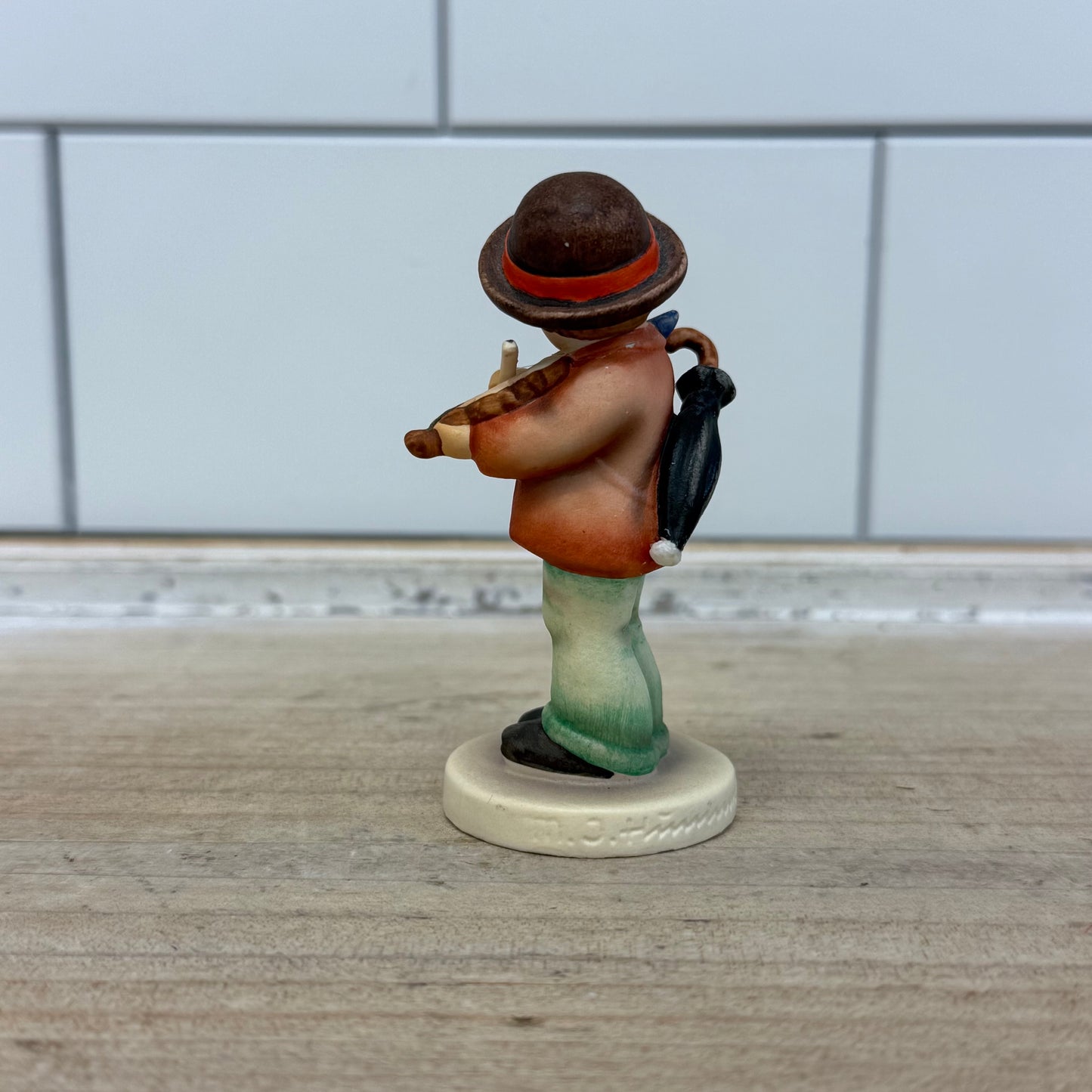 Goebel Hummel Figurine Little Fiddler, Porcelain 1984