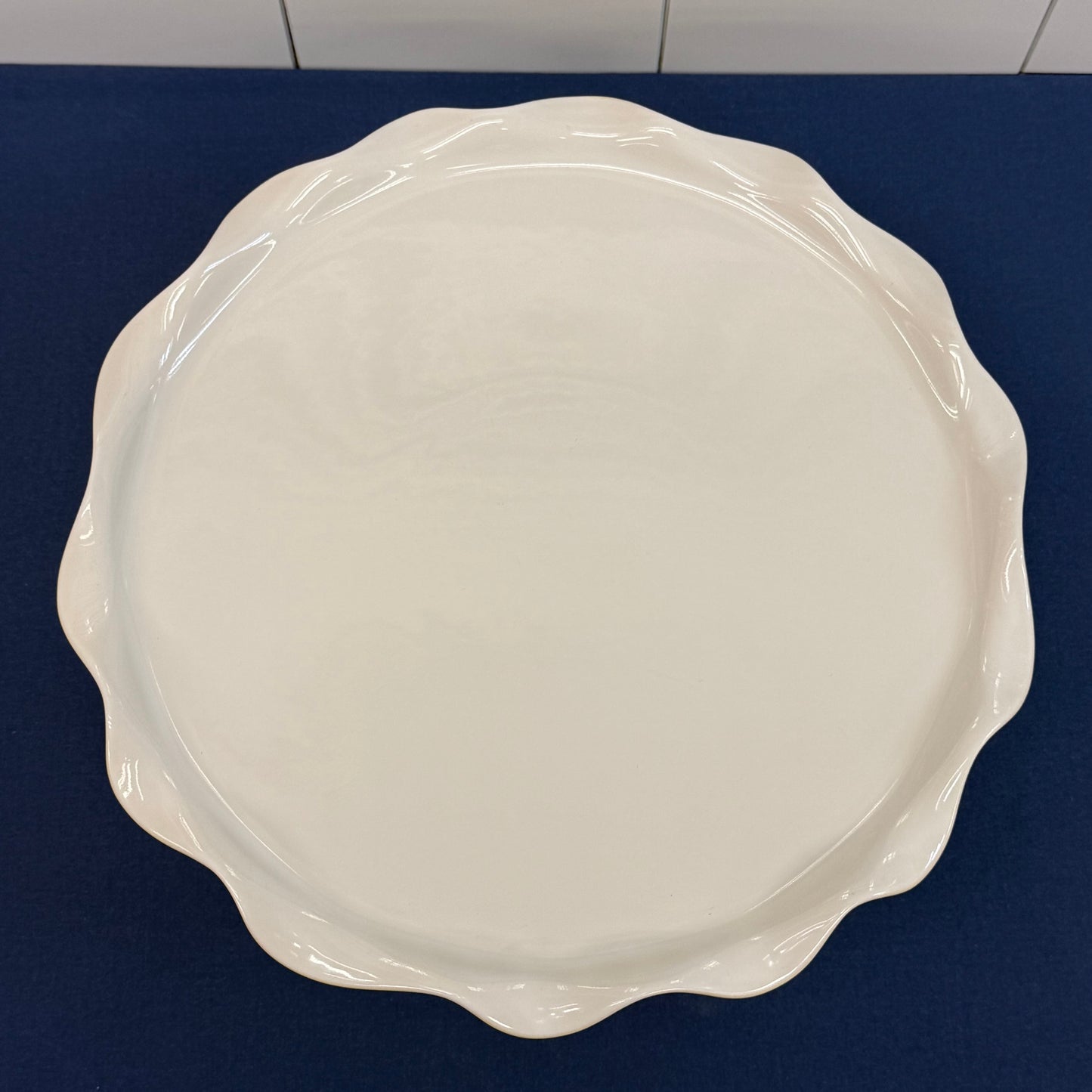 Crate & Barrel Susie Yellow Ruffled Pedestal Cake Plate 13”