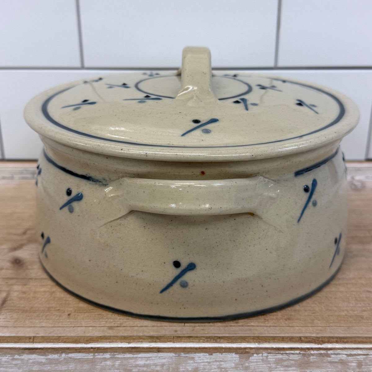 Stoneware Covered Casserole Pottery Serving Dish