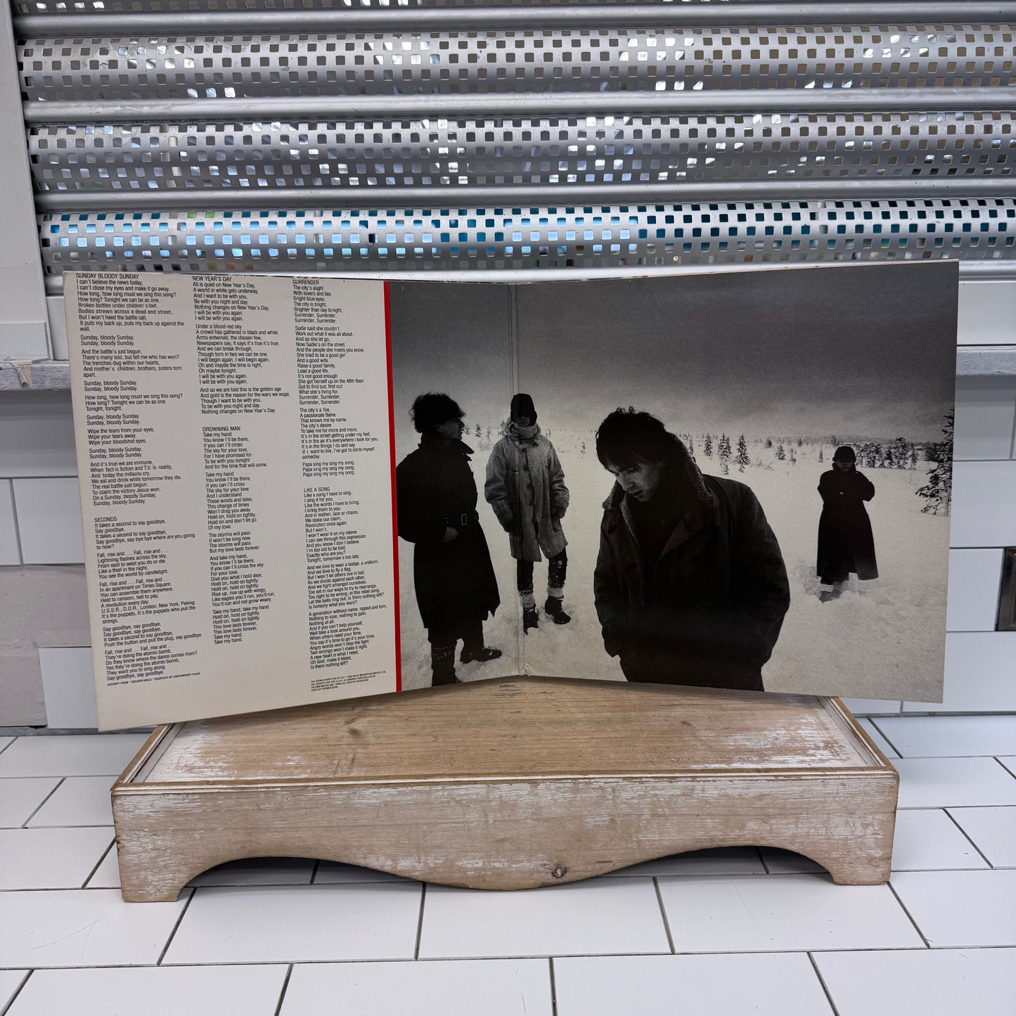 U2 War Vinyl Record LP 1983 #90067-1