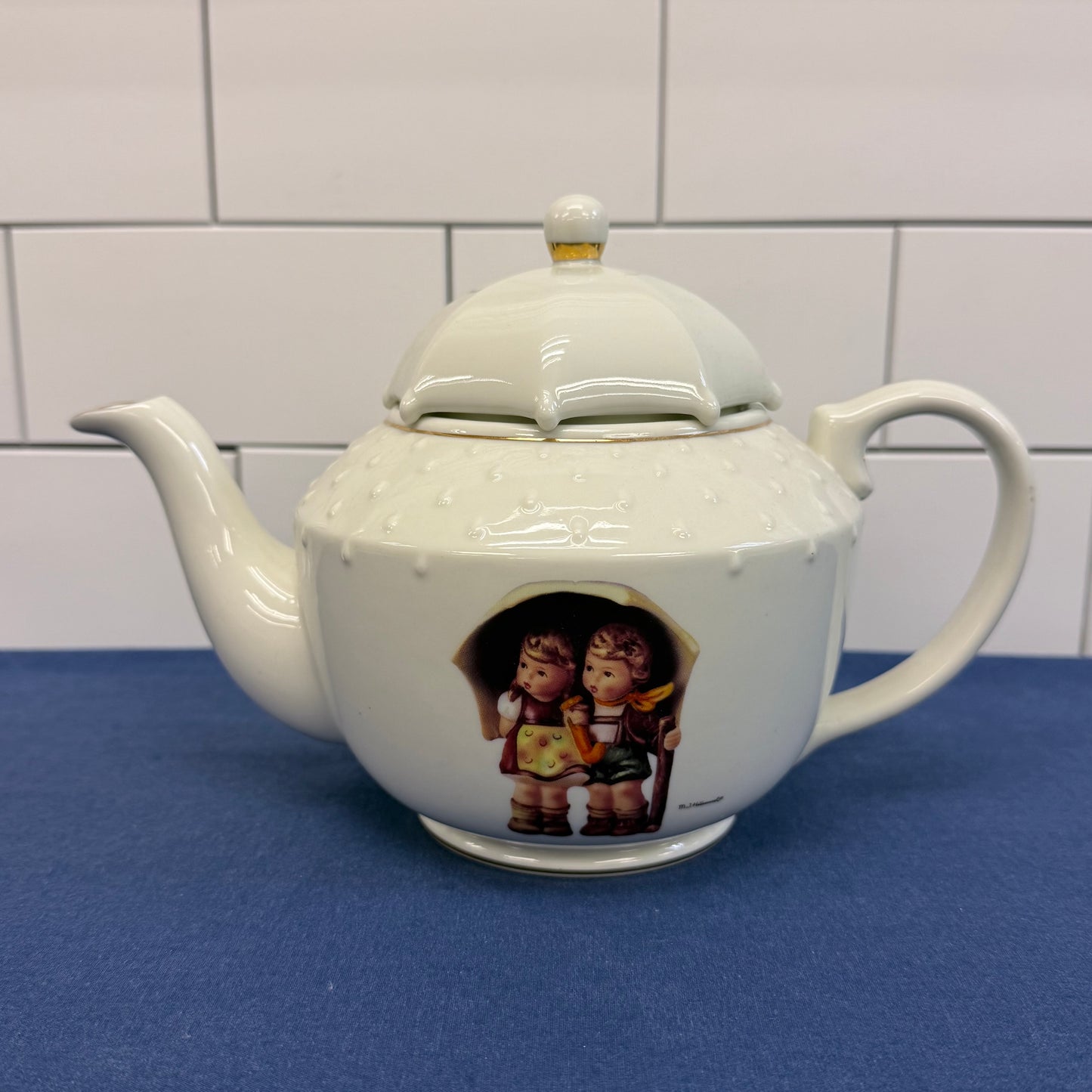 Danbury Mint Hummel Stormy Weather Porcelain Tea Set