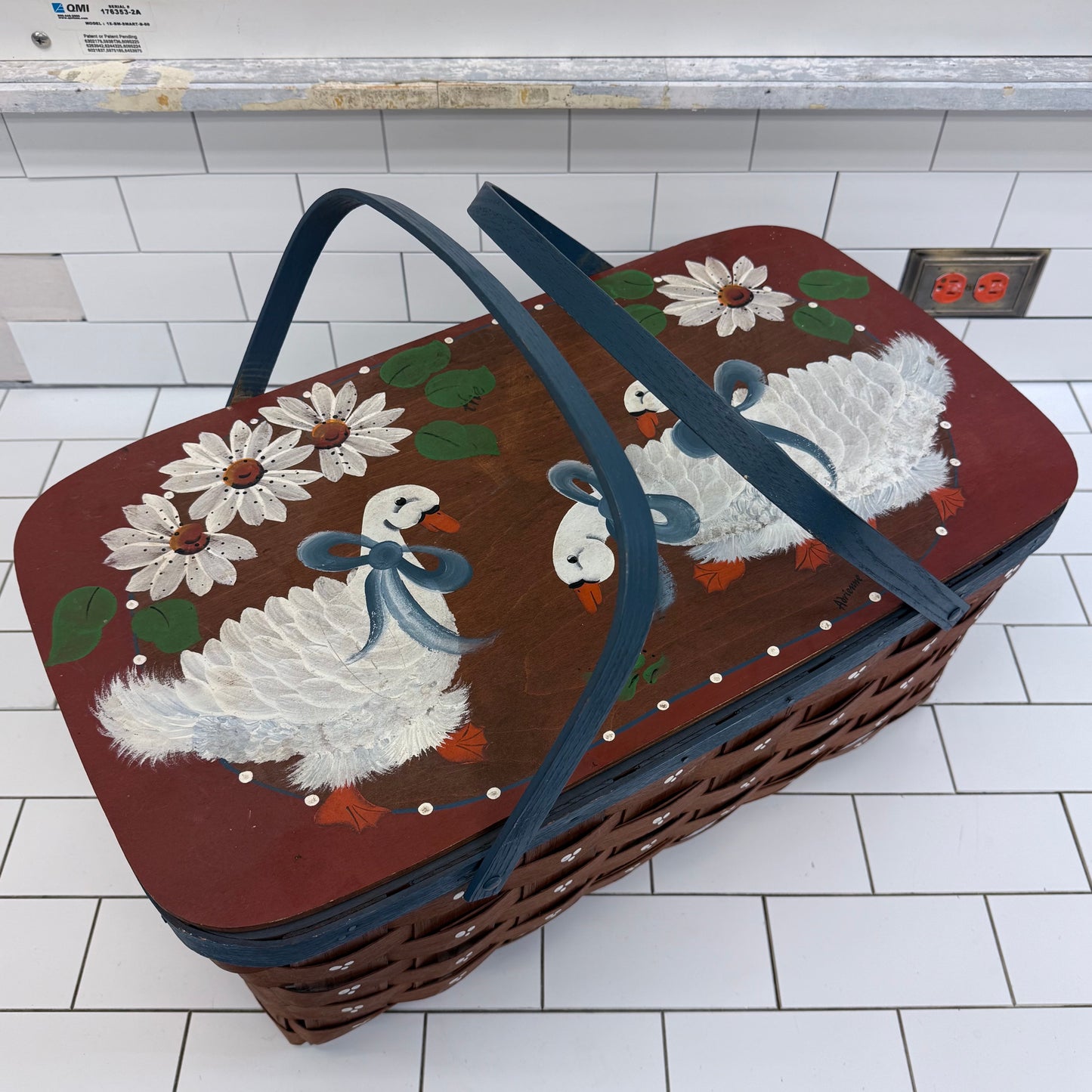 Basketville Signed Geese Picnic Basket Vermont Folk Art 1985