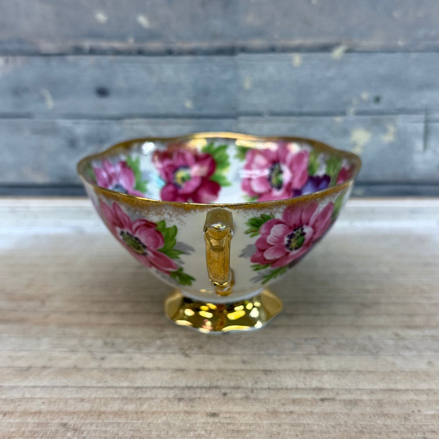 Royal Standard Carmen Bone China Teacup & Saucer