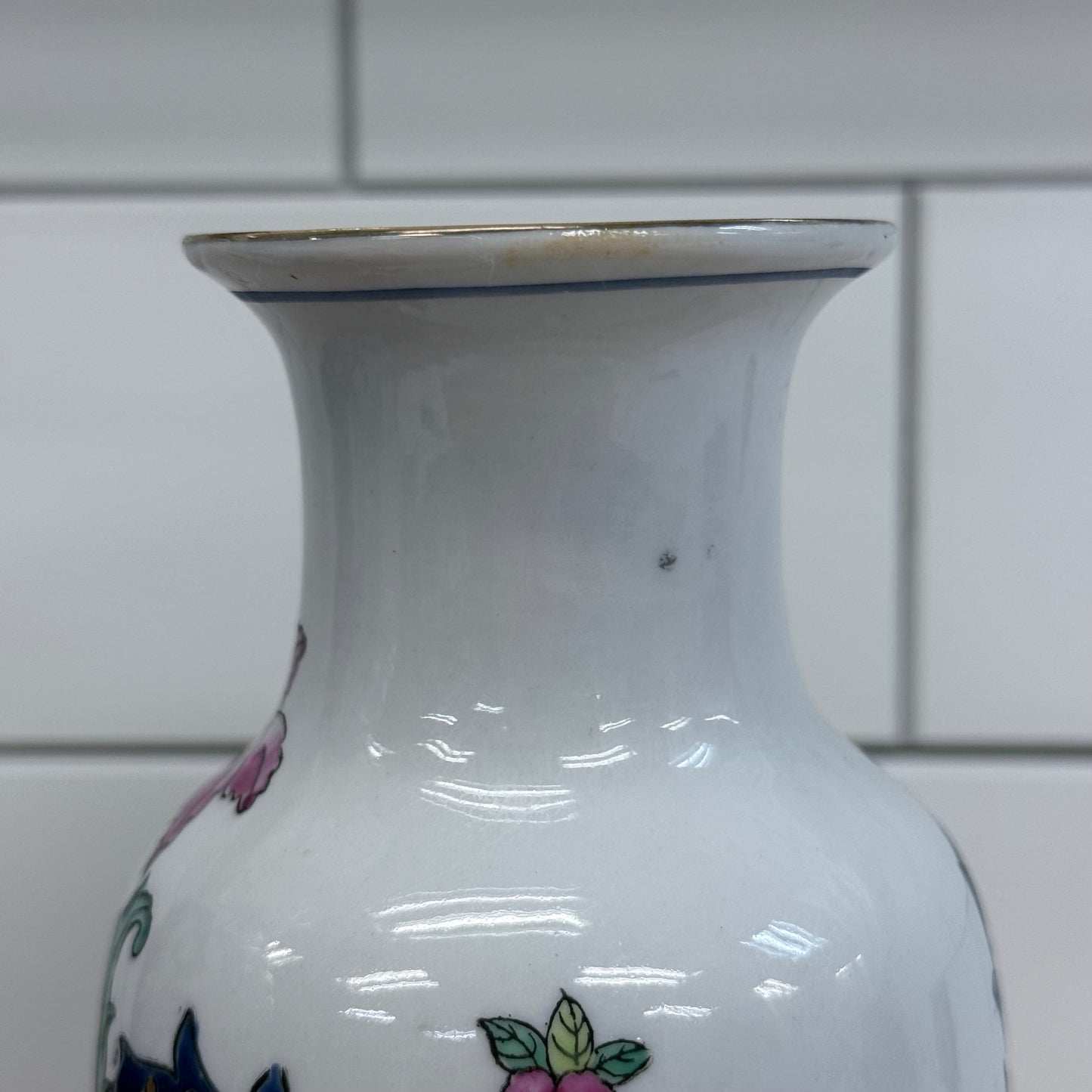 Fleury by Toyo Tobacco Leaf Style Porcelain Vases Set of 3 1988