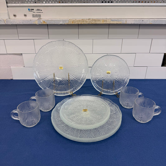 Arcoroc Glass Dinner Set Service for 4 Country Wheat 1970s