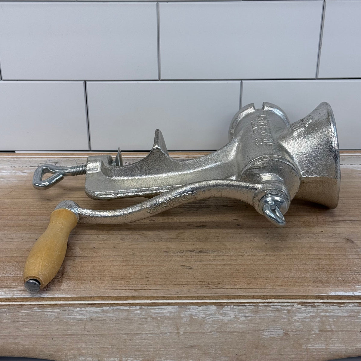 Universal Chopper Cast Iron Food Meat Grinder No. 1551