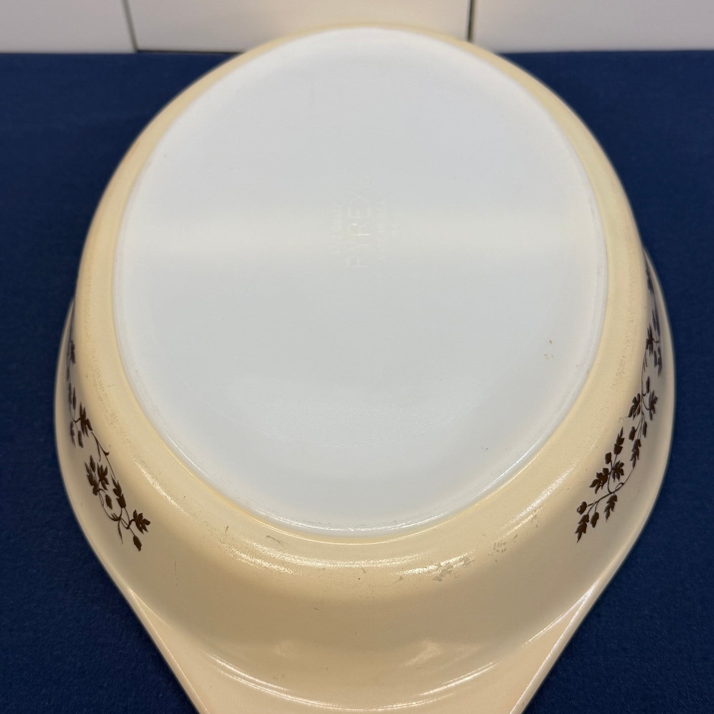 Pyrex Golden Acorn Casserole Set 043 Divided 1.5 Qt Vintage Bakeware