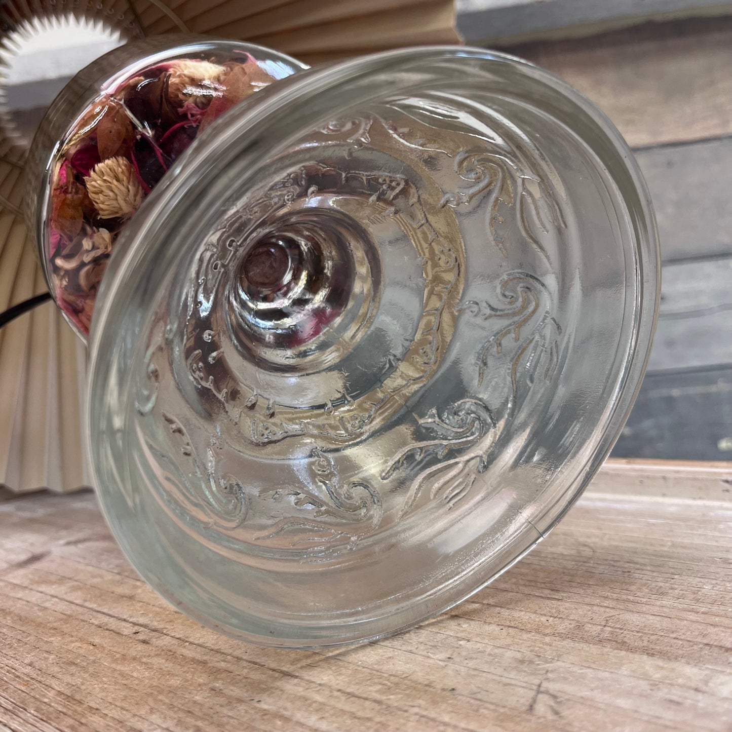 Electric Glass Lamp, with Potpourri