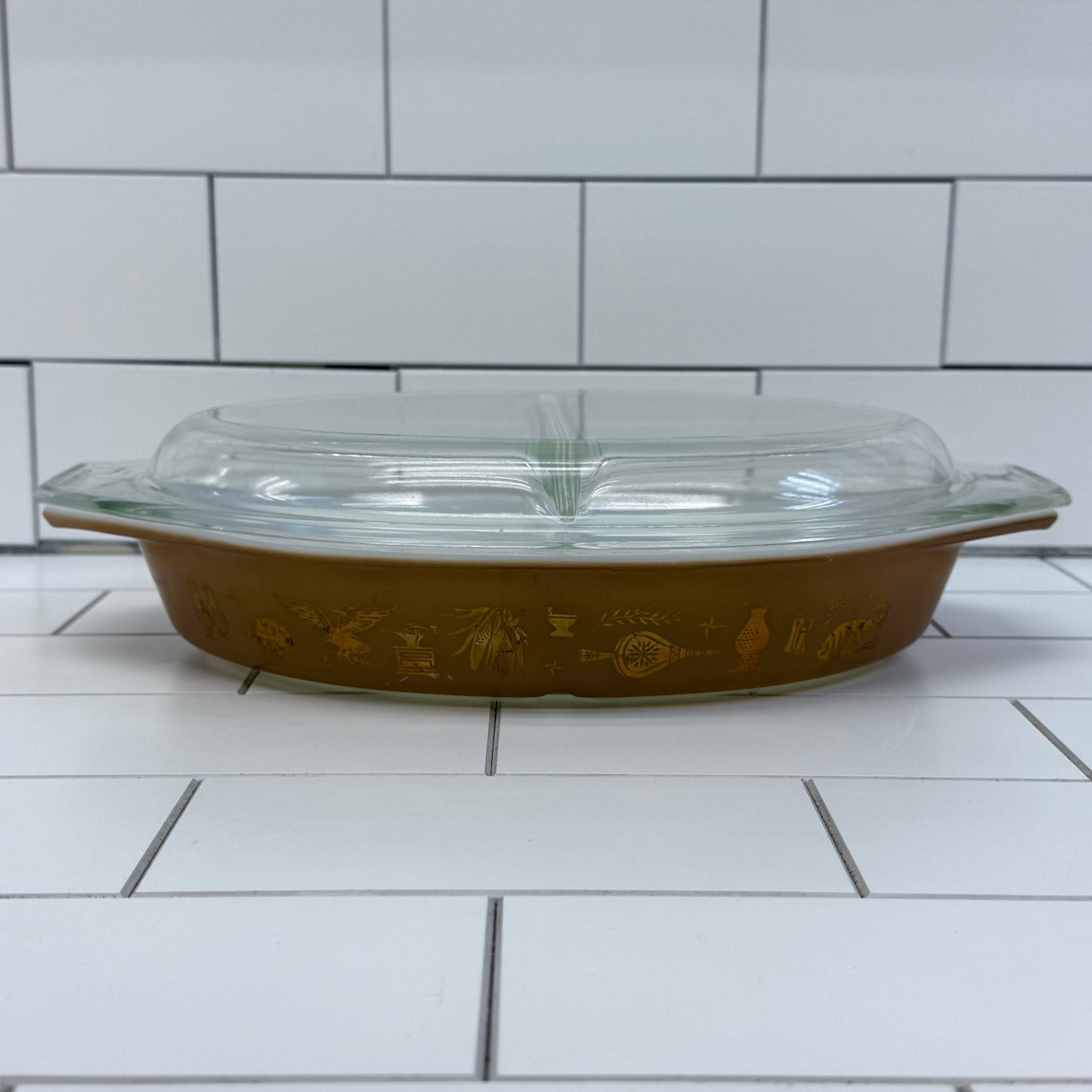 Pyrex Early American Casserole Dish, 1.5 Quart