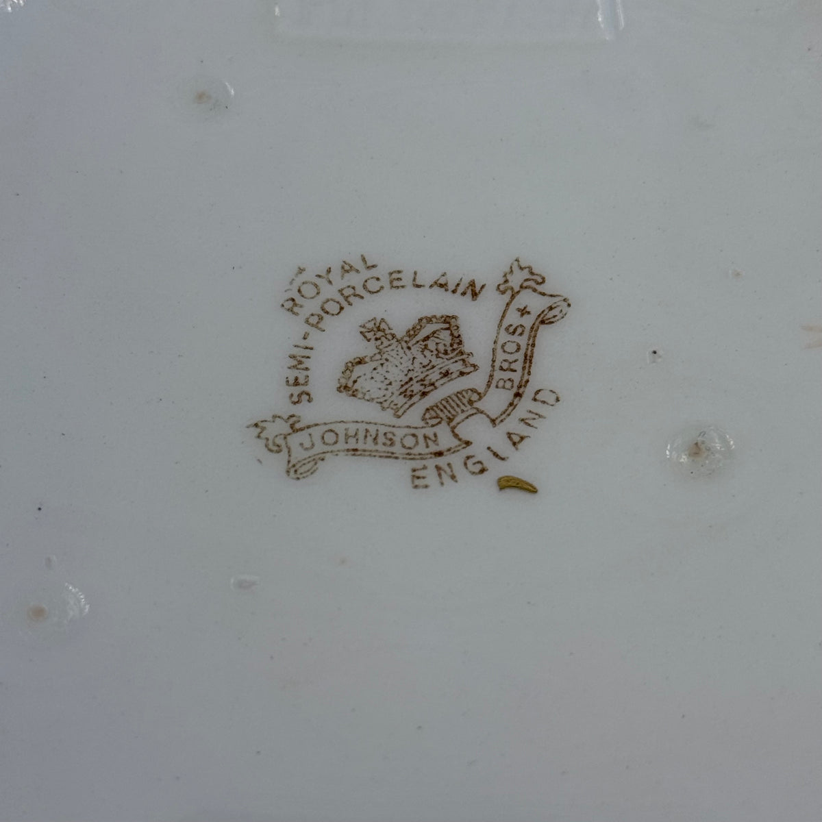 Johnson Bros Royal Porcelain Covered Serving Dish