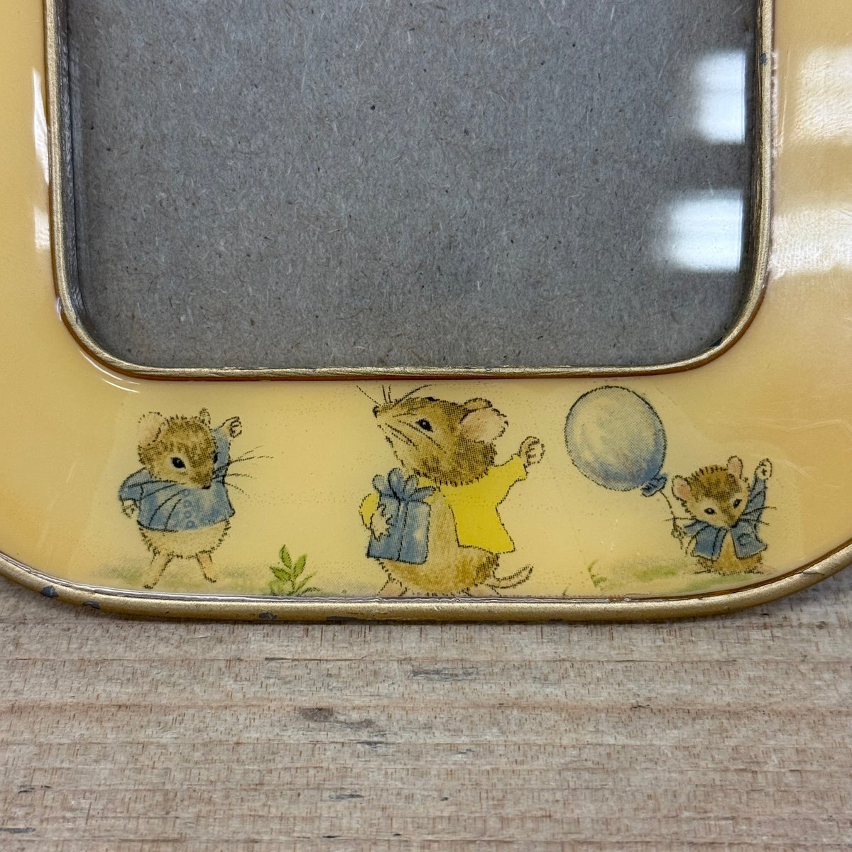 Bucklers Fifth Avenue Mice Balloons Enamel Picture Frame