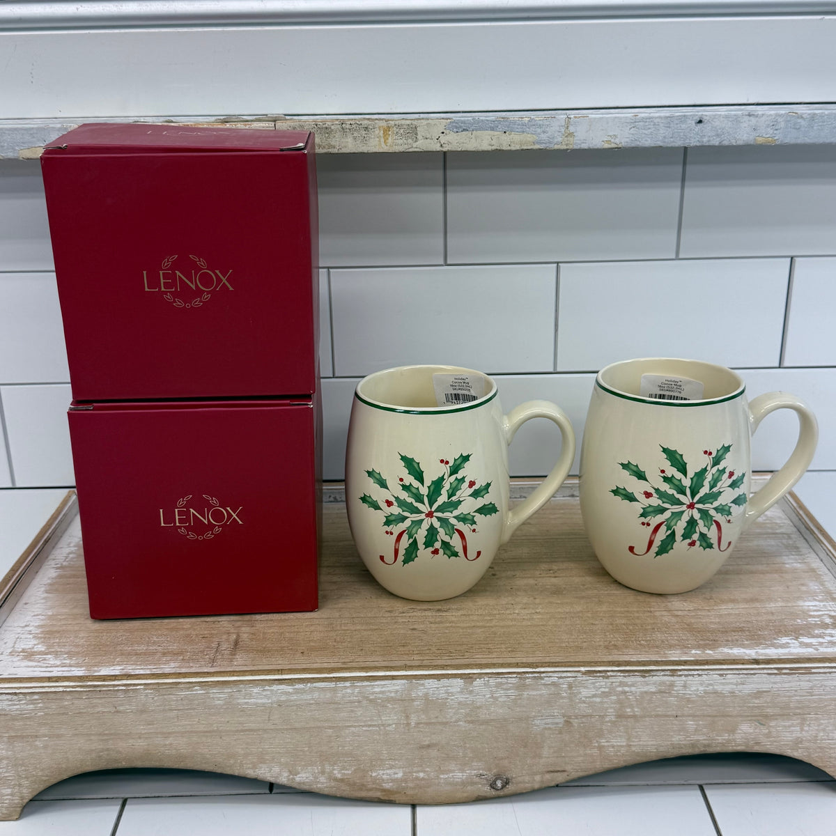 Lenox Holiday Holly Berry Cocoa Mugs Set of 2