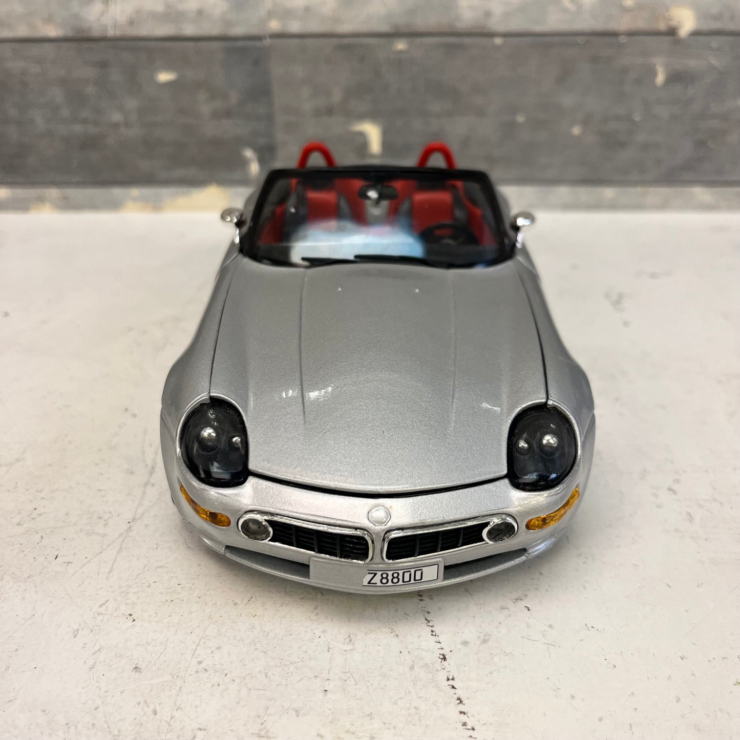 Burago BMW Z8 1:18 Diecast Model