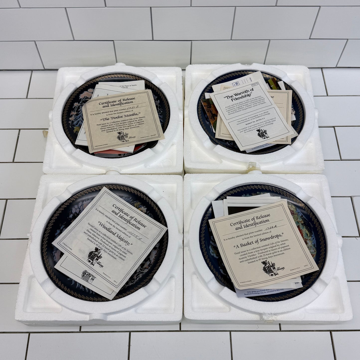 Bradford Exchange Gifts of the Season Plates Set of 4 COA 1993