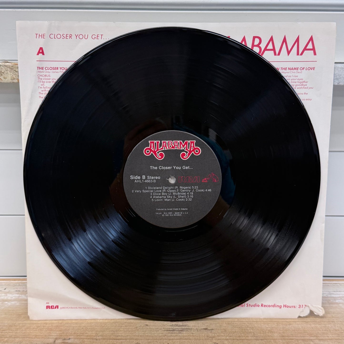 Alabama The Closer You Get Vinyl Record LP 1983 #AHL1-4663