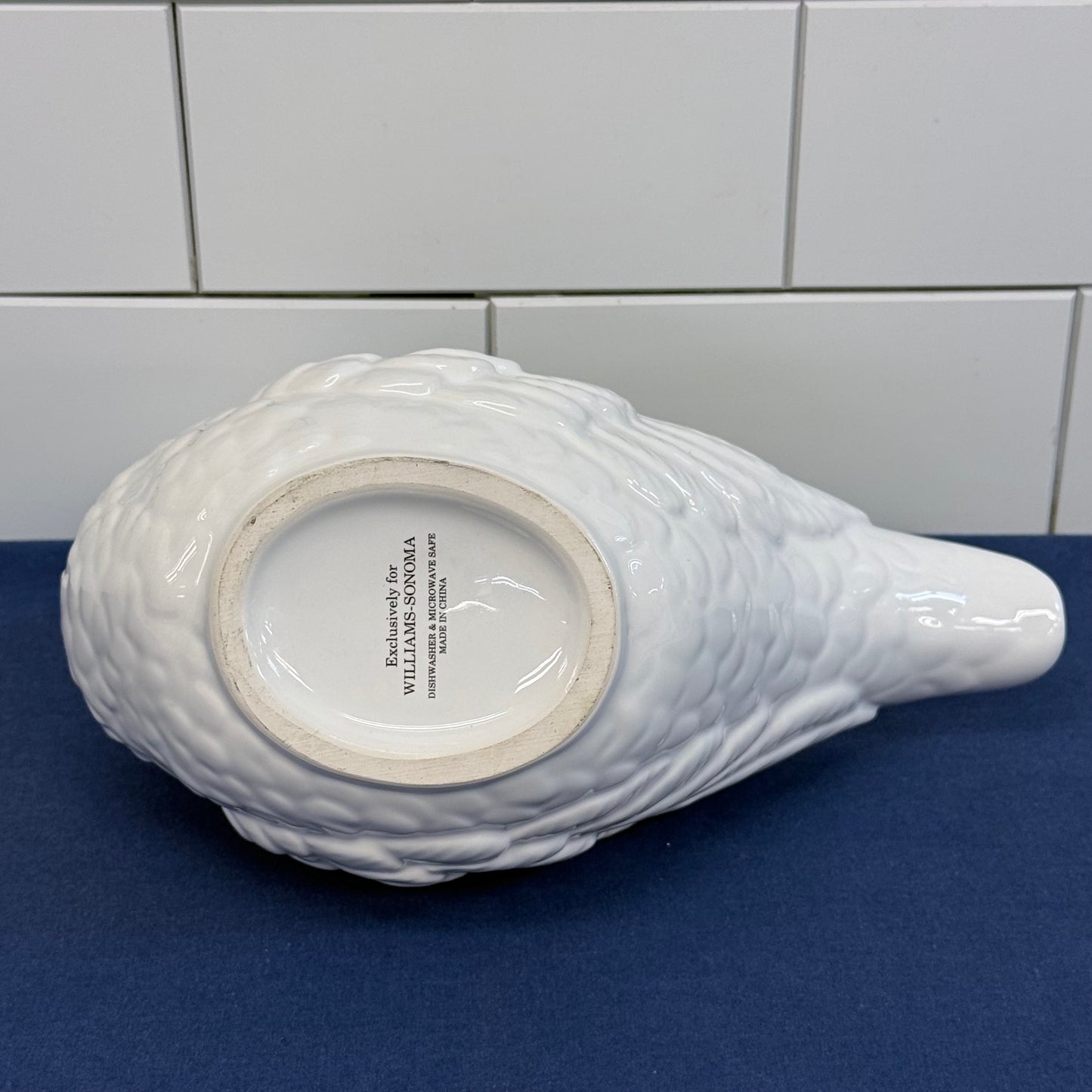 Williams Sonoma Pheasant Ceramic Gravy Boat White Serving Dish