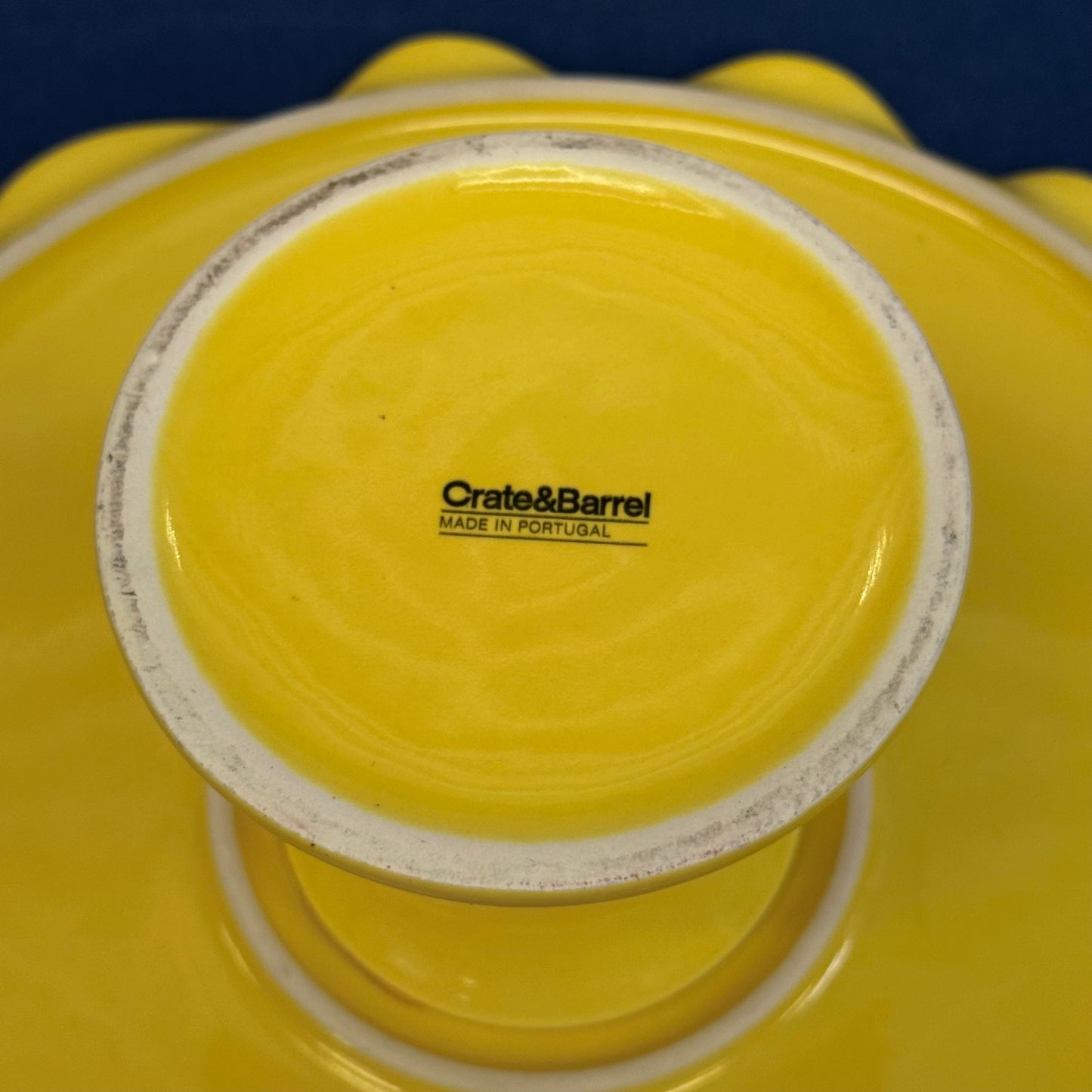 Crate & Barrel Susie Yellow Ruffled Pedestal Cake Plate 13”