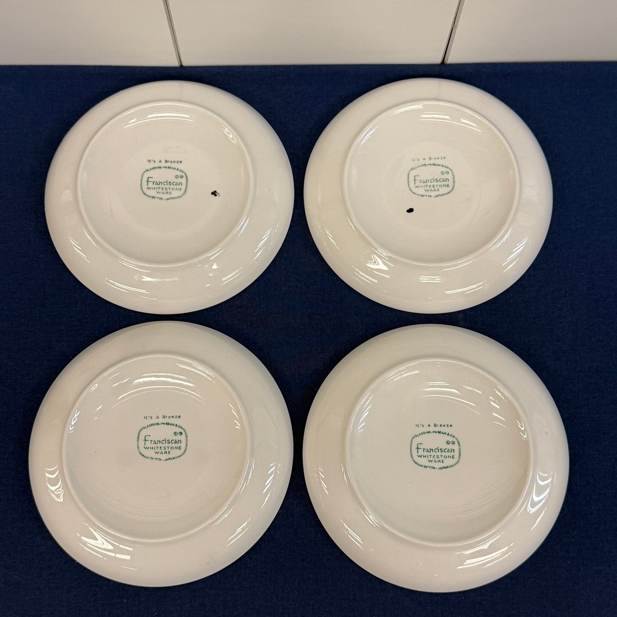 Franciscan It's A Breeze Teacup & Saucer Set of 4
