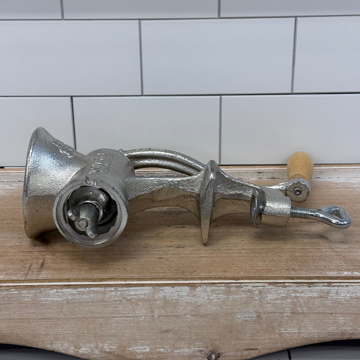 Universal Chopper Cast Iron Food Meat Grinder No. 1551