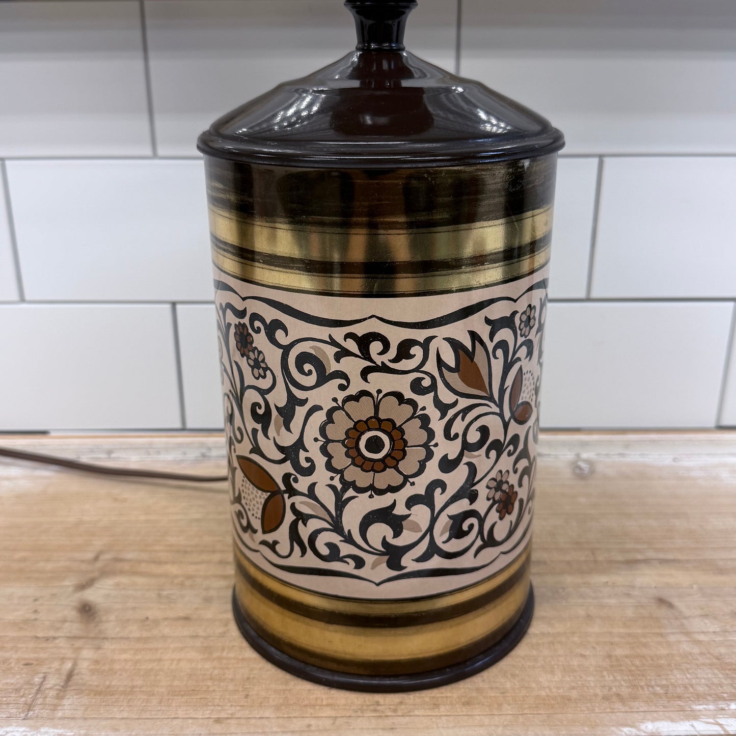 Vintage Floral Hurricane Table Lamp Mid Century 1960s-1970s
