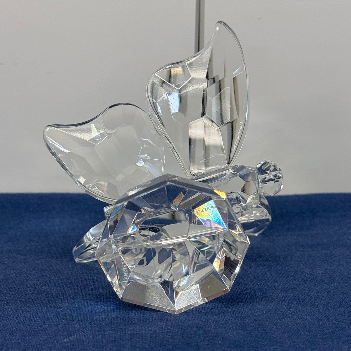 Simon Designs Butterfly Paperweight Faceted Crystal Figurine