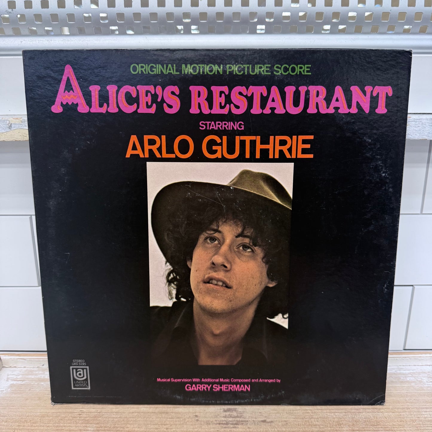 Arlo Guthrie Alice's Restaurant Soundtrack Vinyl Record 1969 #UAS5195
