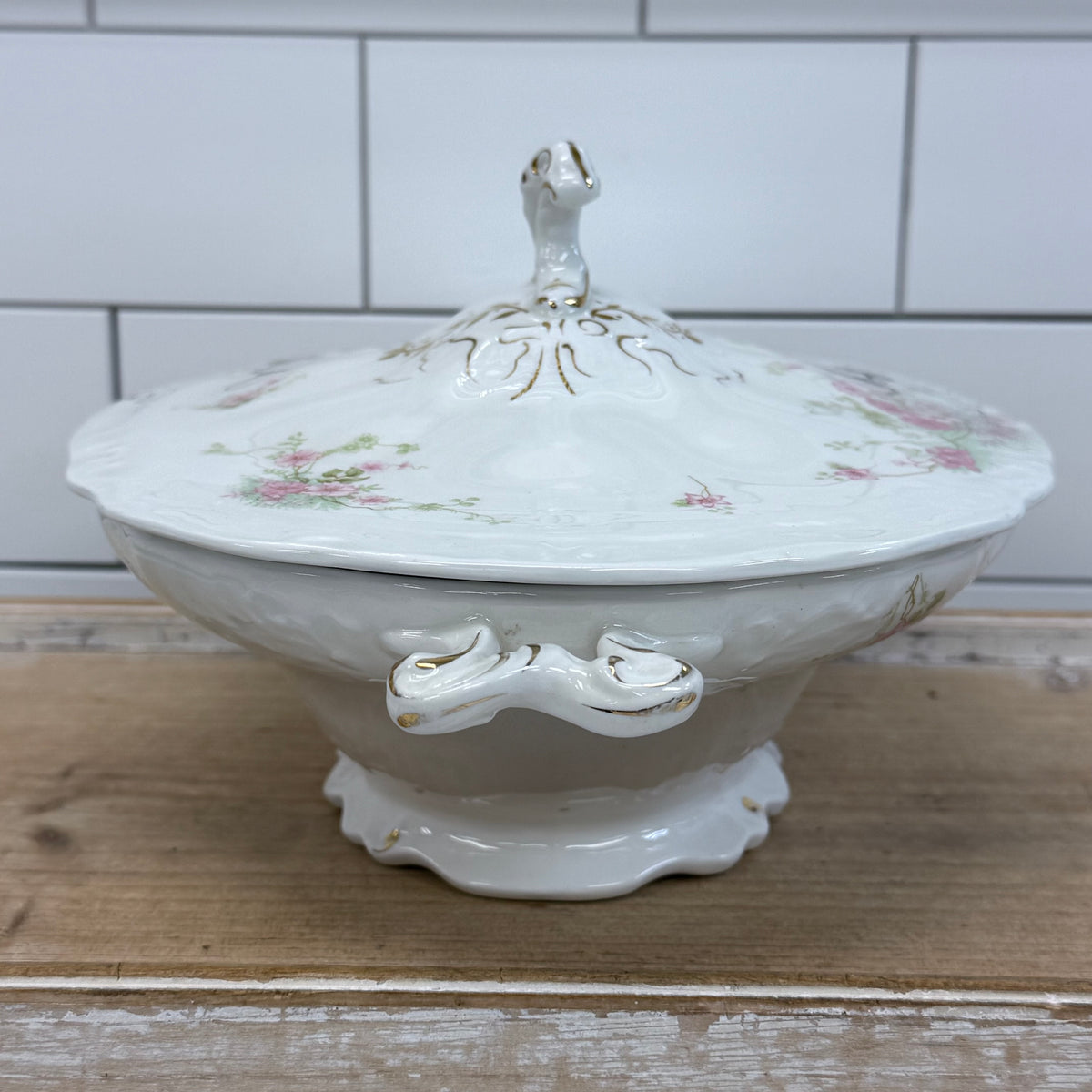 Johnson Bros Royal Porcelain Covered Serving Dish