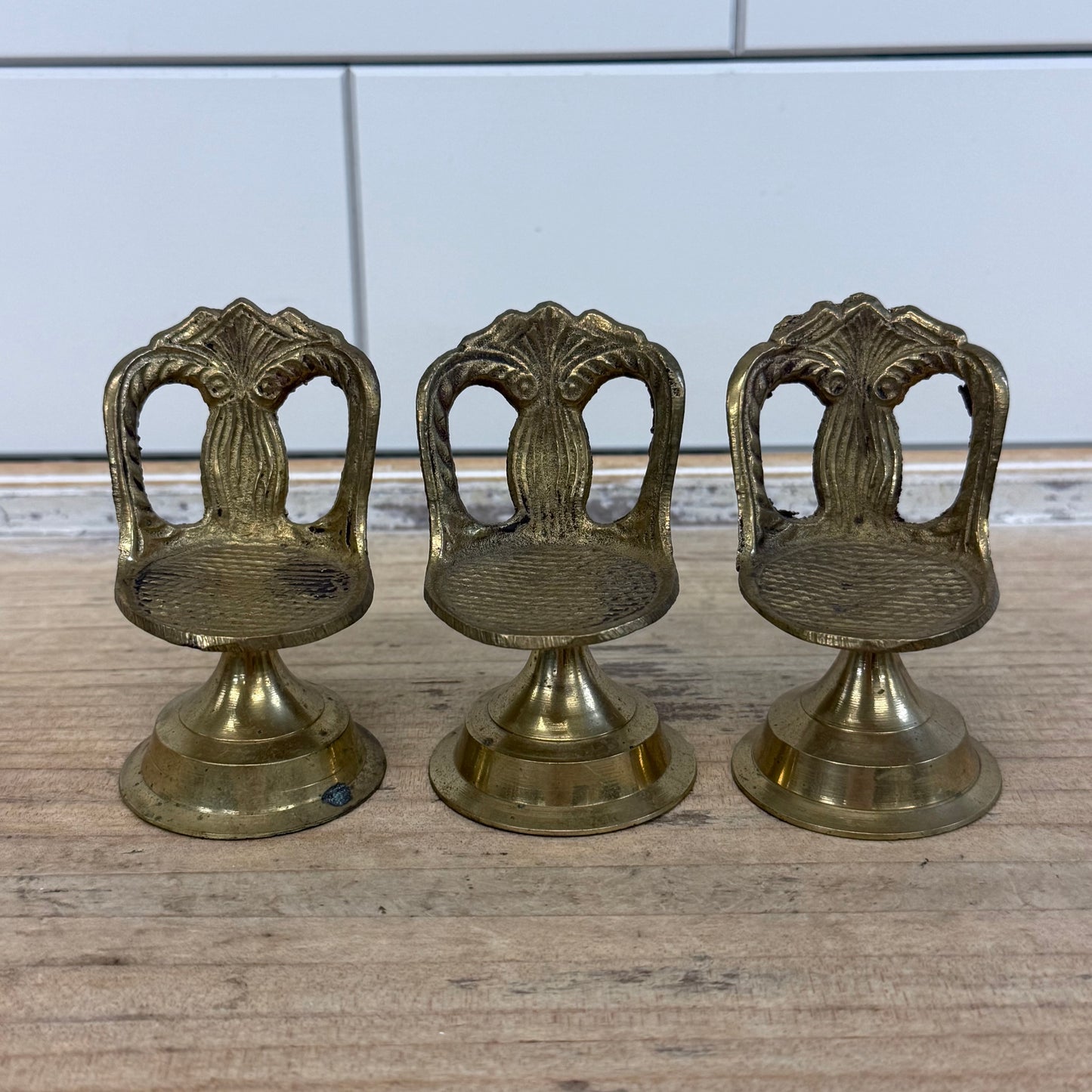 Dollhouse Furniture Chairs Table Bathtub Miniature Brass Lot of 5