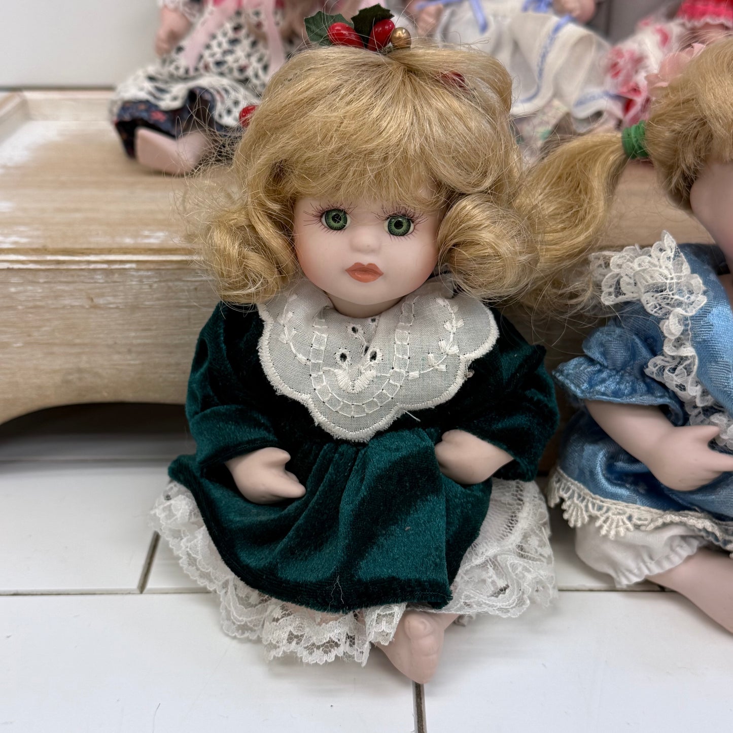 SFBJ Paris Dolls & McField Porcelain Set of 5