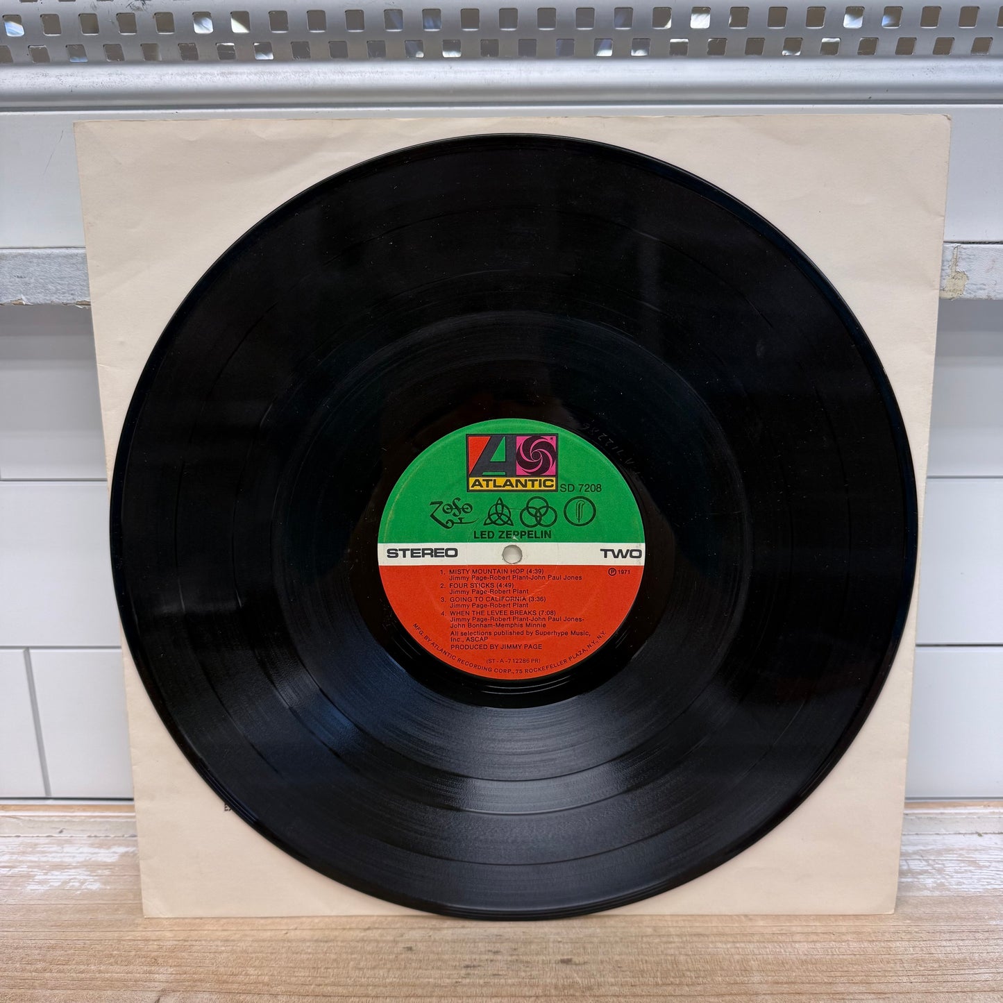 Led Zeppelin IV Vinyl Record 1971 Classic Rock LP