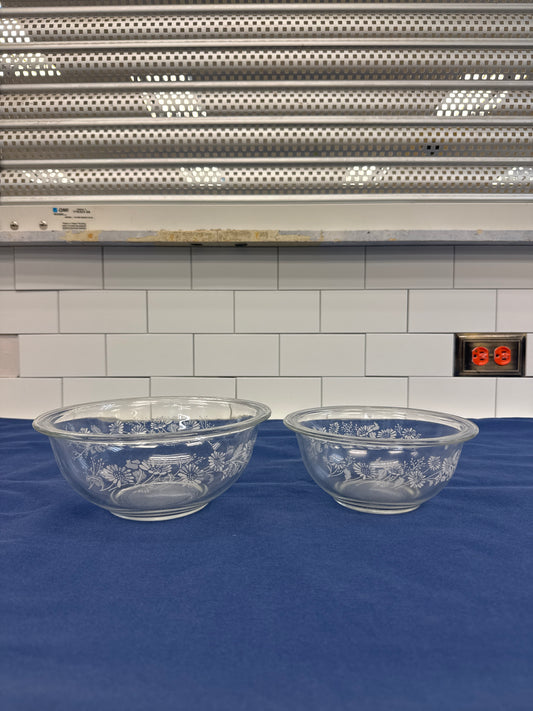 Pyrex Colonial Mist Daisy Mixing Bowls Set of 2