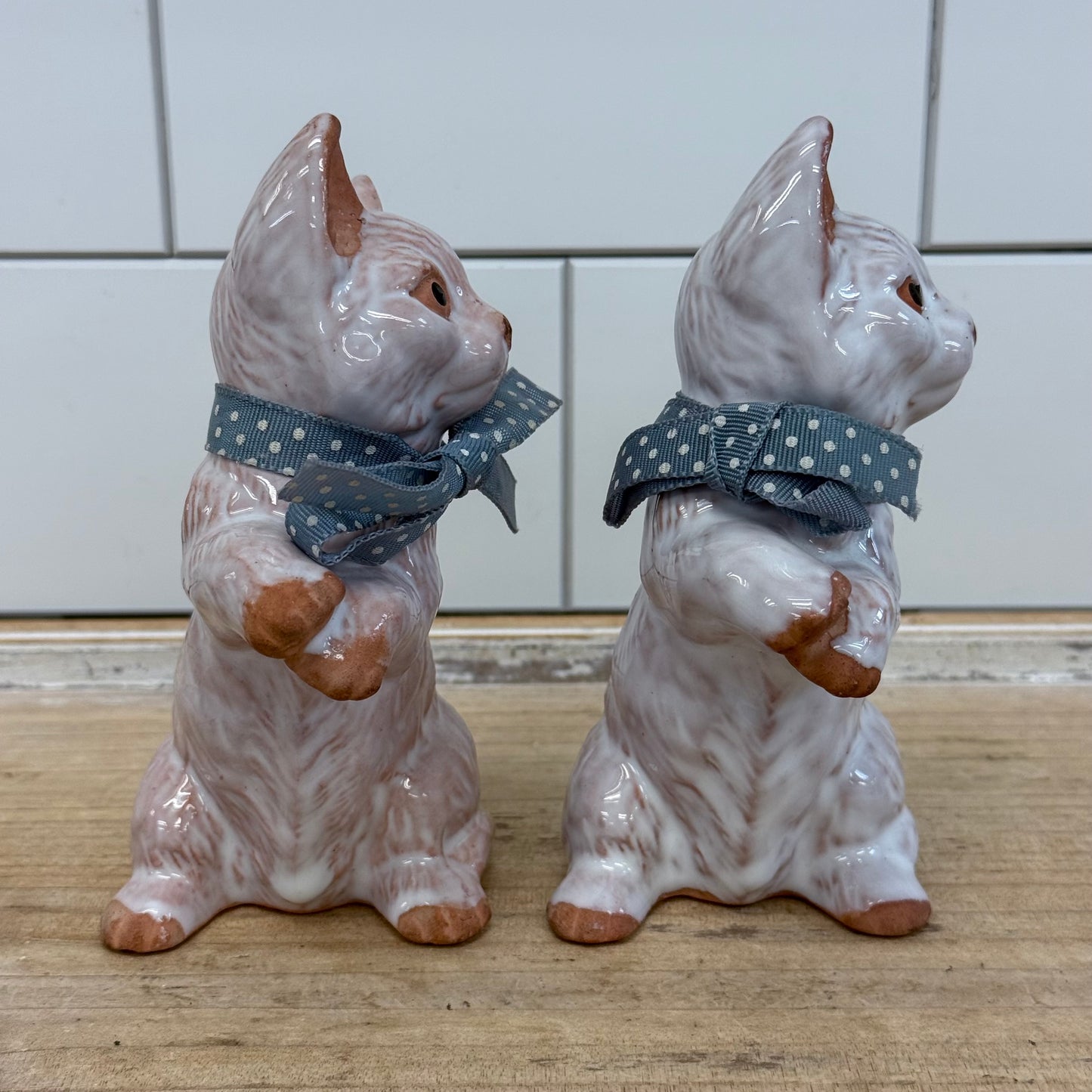 UCGC Cat Figurines Set of 2 Glazed Terracotta 1987