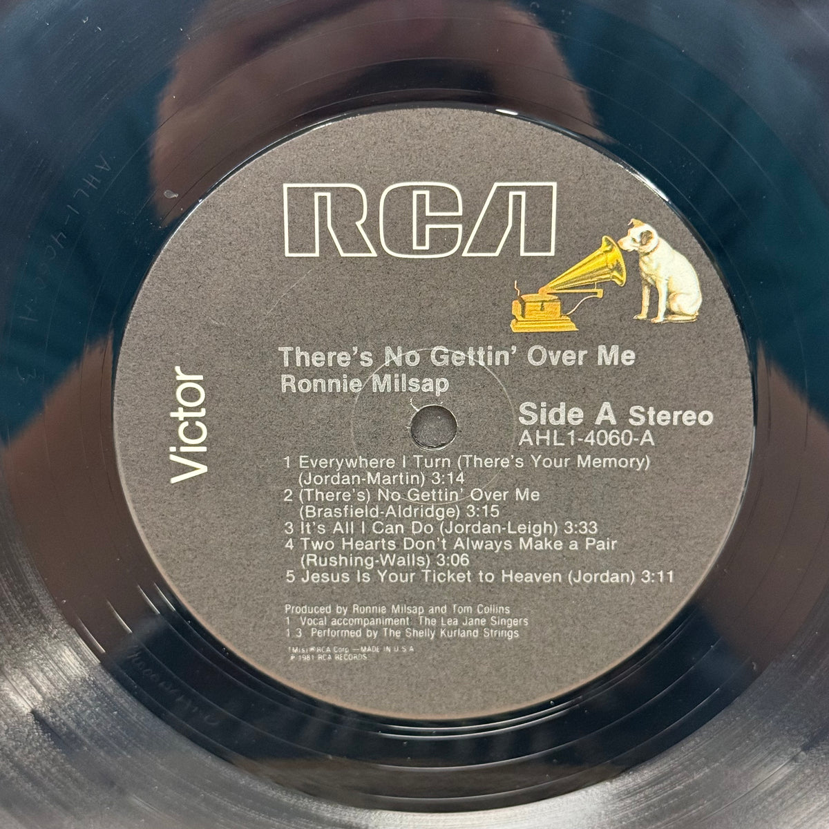 Ronnie Milsap There’s No Gettin’ Over Me Vinyl LP 1981 - AHL1-4060