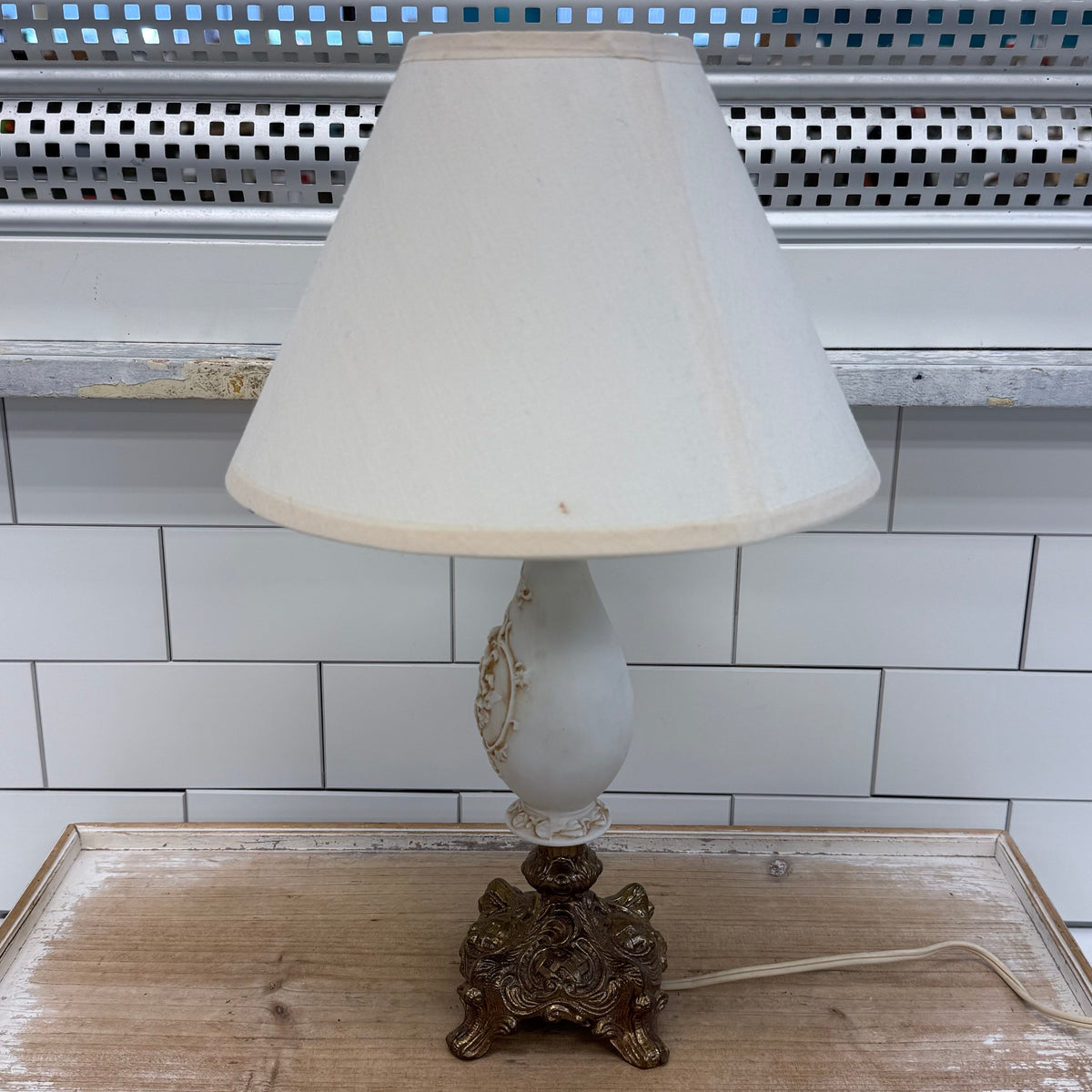 Vintage Cherub Raised Relief Bisque Porcelain Table Lamp