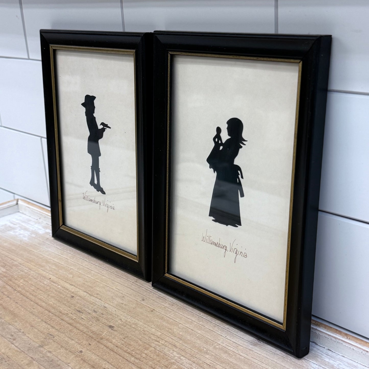 Vintage Williamsburg Virginia Silhouette Art Boy Girl Set