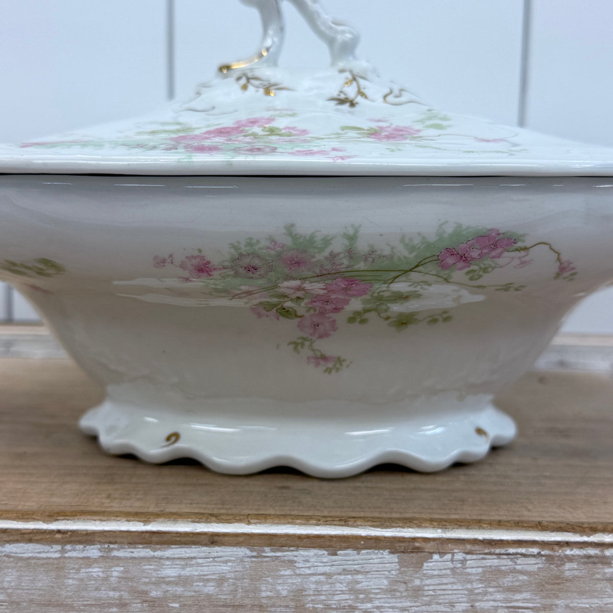 Johnson Bros Royal Porcelain Covered Serving Dish