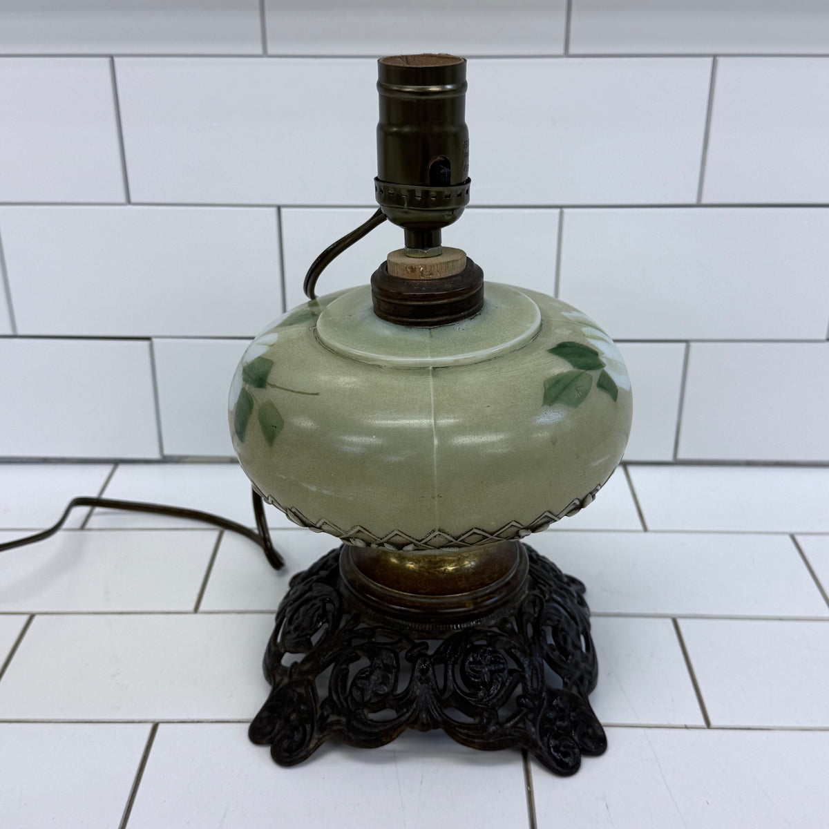 Victorian Style Floral Ceramic Table Lamp Ornate Metal Base