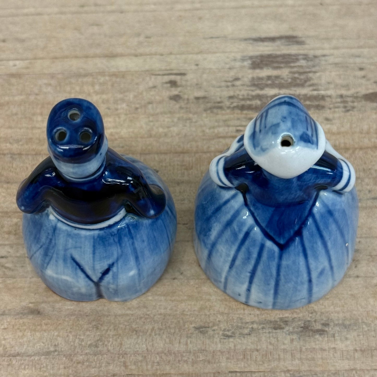 DBL Delft Blue Dutch Couple Salt Pepper Shakers Vintage