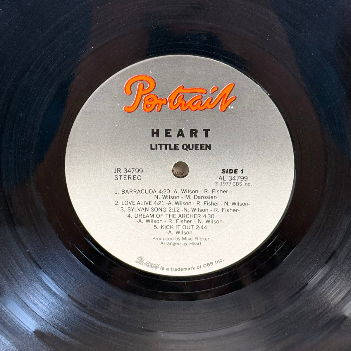 Heart Little Queen Vinyl Record, 1977 – Portrait JR 34799